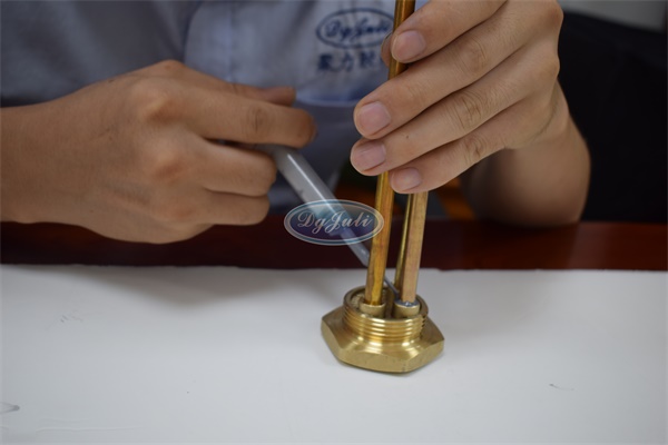 金属沙眼修补剂|耐高温+填充间隙小于0.5毫米|解决修补难题找聚力 金属沙眼修补剂|耐高温+填充间隙小于0.5毫米|解决修补难题找聚力