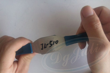 什么胶水粘陶瓷跟金属?聚力环氧树脂AB胶12米跌落不脱胶 什么胶水粘陶瓷跟金属?聚力环氧树脂AB胶12米跌落不脱胶