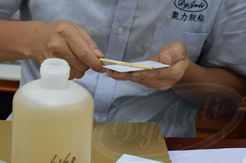 ABS粘铁专用胶水