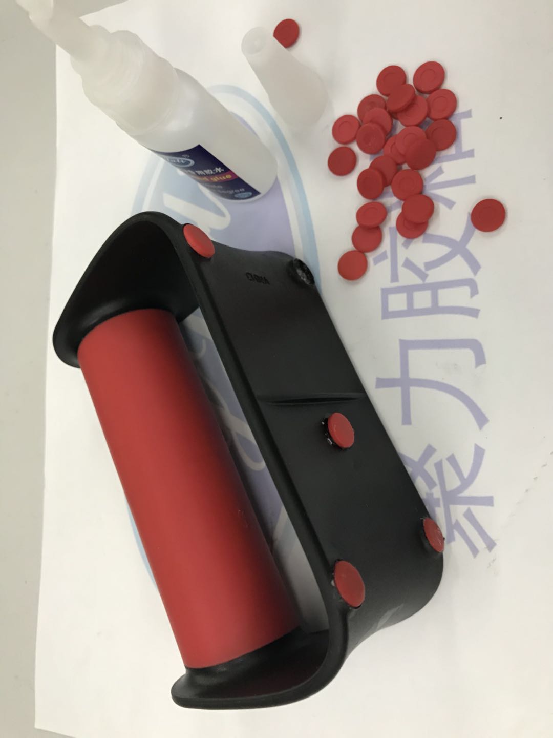 粘PP材质拉力器用什么胶水结实耐用? 采用聚力特种瞬间胶撕裂基材不开胶 粘PP材质拉力器用什么胶水结实耐用? 采用聚力特种瞬间胶撕裂基材不开胶