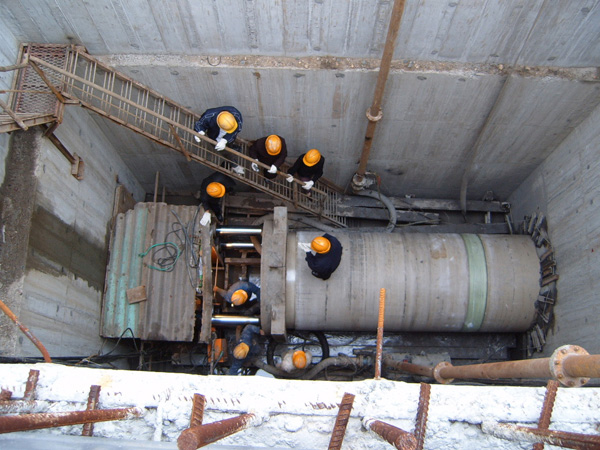 橡胶粘金属用什么胶水?聚厉高强度金属胶水以科技手段成功解决客户难题 橡胶粘金属用什么胶水?聚厉高强度金属胶水以科技手段成功解决客户难题