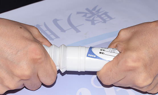 耐高温塑料胶水