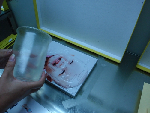 透明耐黄变水晶AB胶|耐黄变2年高透明披覆固化后光滑平整气泡水波纹?等缺陷?|广东省AB胶厂家聚力?