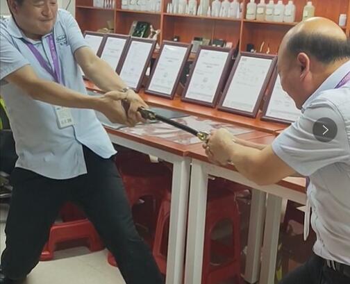 高浓度瞬间胶水粘尼龙管和铜强度测试 高浓度瞬间胶水粘尼龙管和铜强度测试