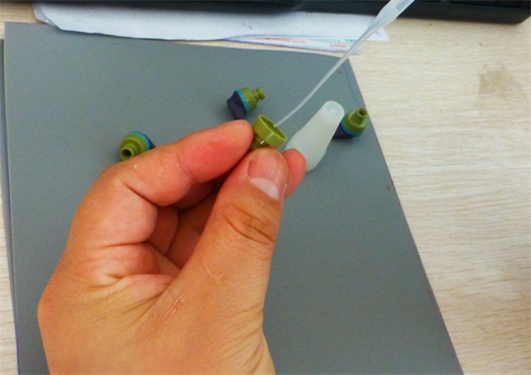 粘ABS塑料的瞬间胶