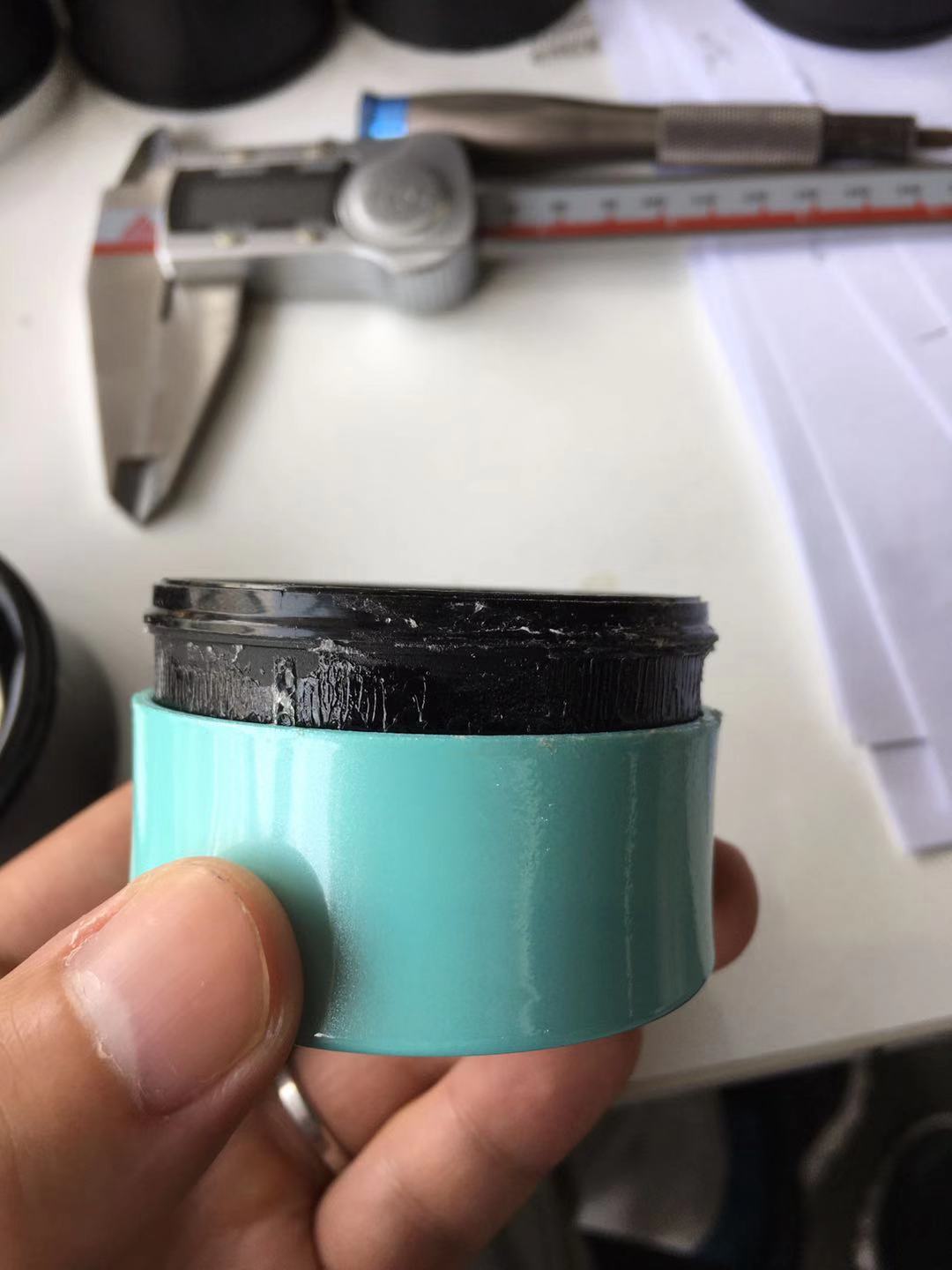 保温杯盖子容易脱胶?选择聚力高温聚氨酯胶准没错! 保温杯盖子容易脱胶?选择聚力高温聚氨酯胶准没错!