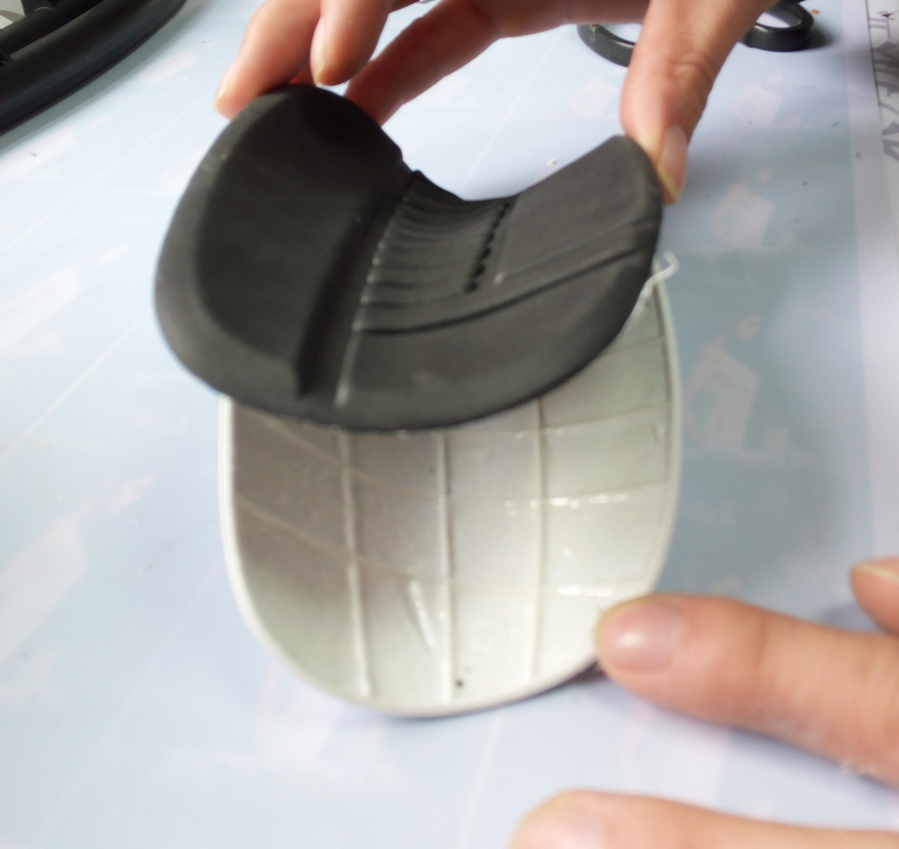 聚丙烯PP塑料之间的胶水粘接简便、快捷、高效、价廉 聚丙烯PP塑料之间的胶水粘接简便、快捷、高效、价廉