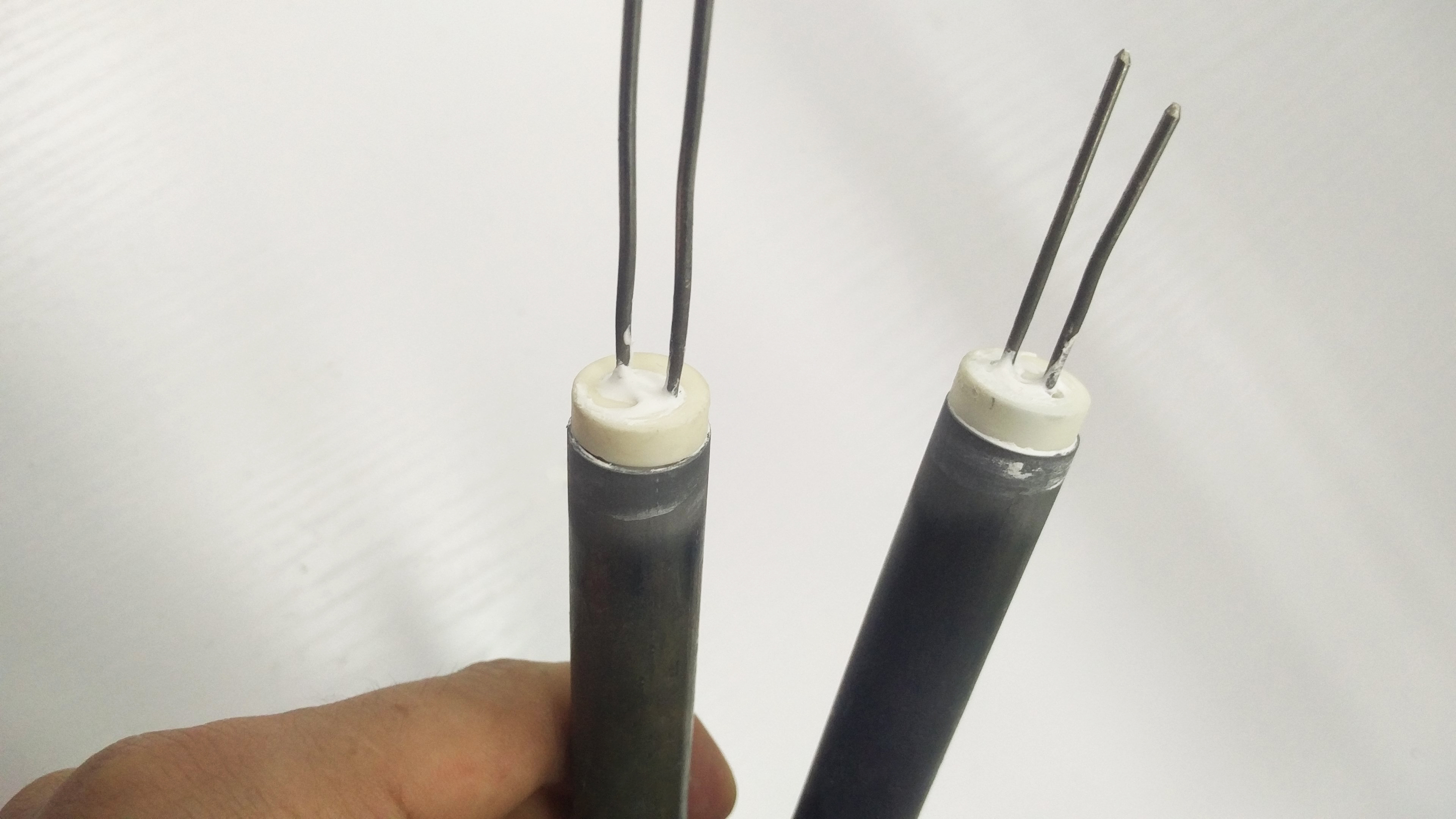 粘陶瓷和金属用什么胶水好?耐高温、粘接牢聚力陶瓷胶水 粘陶瓷和金属用什么胶水好?耐高温、粘接牢聚力陶瓷胶水