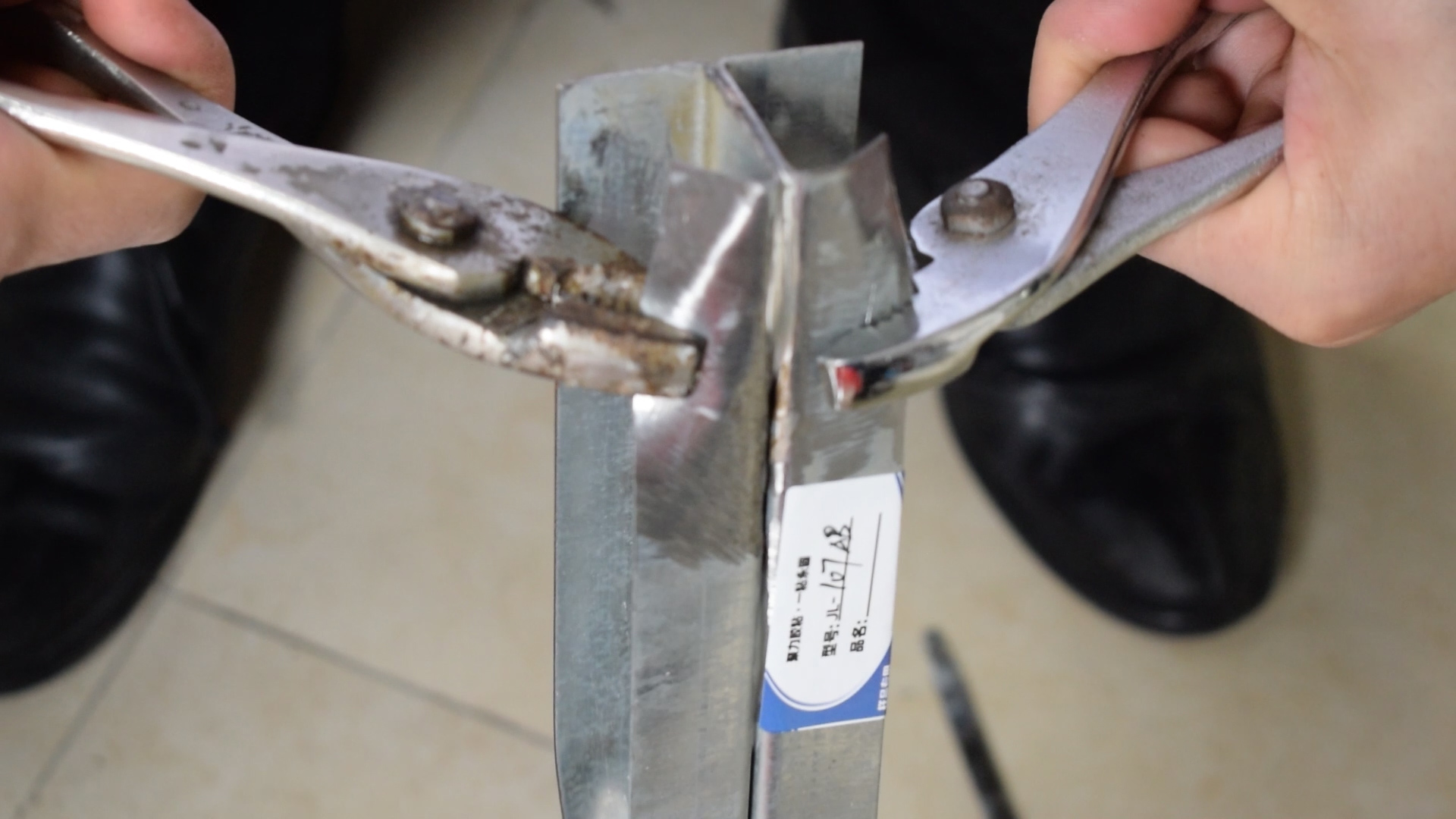 金属结构胶 能帮你解决粘金属难题的环保胶粘剂 聚力胶水