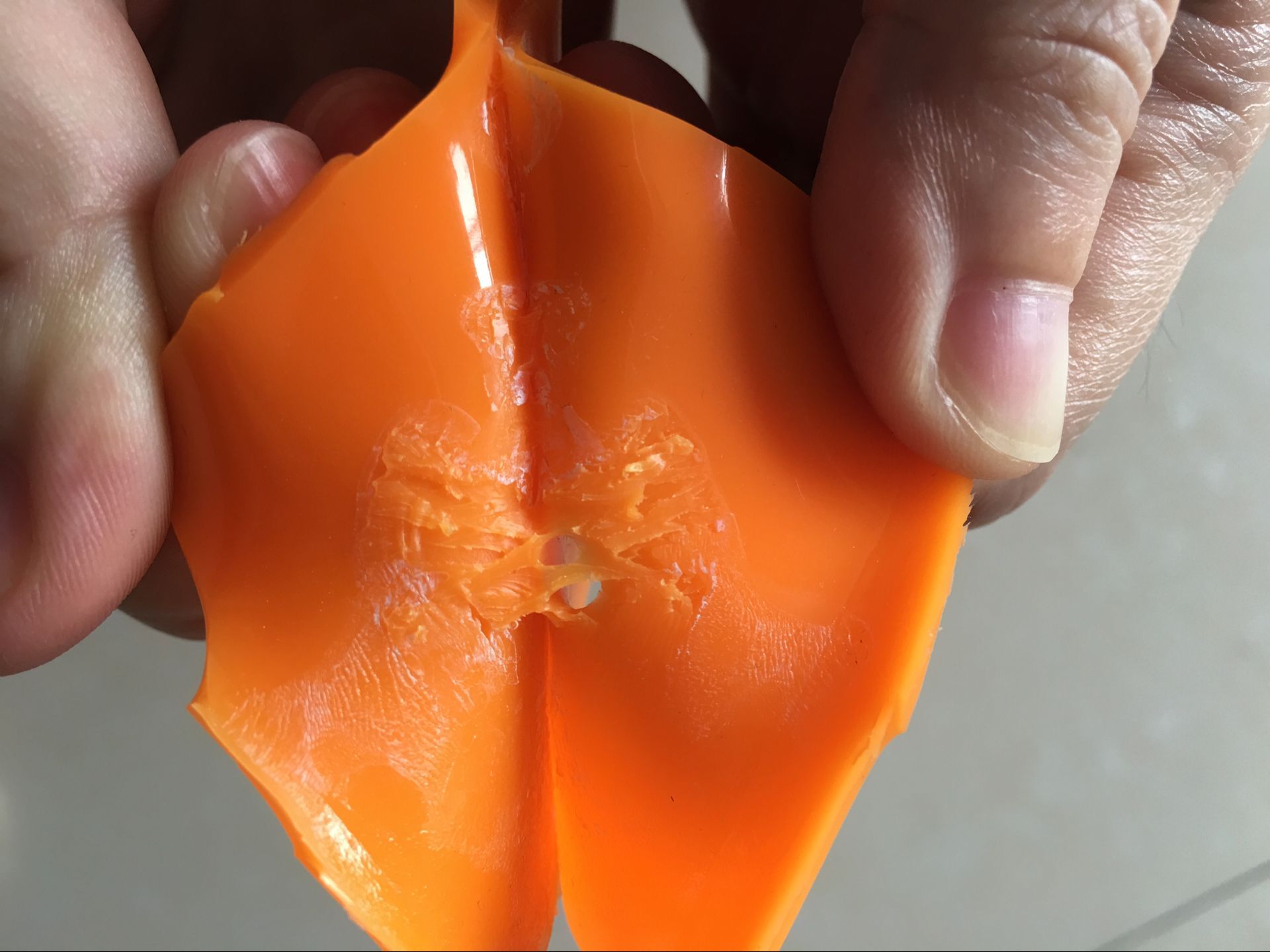 粘橡胶用什么胶水?聚力牌橡胶胶水的拉伸强度高于橡胶-聚力胶水 粘橡胶用什么胶水?聚力牌橡胶胶水的拉伸强度高于橡胶-聚力胶水