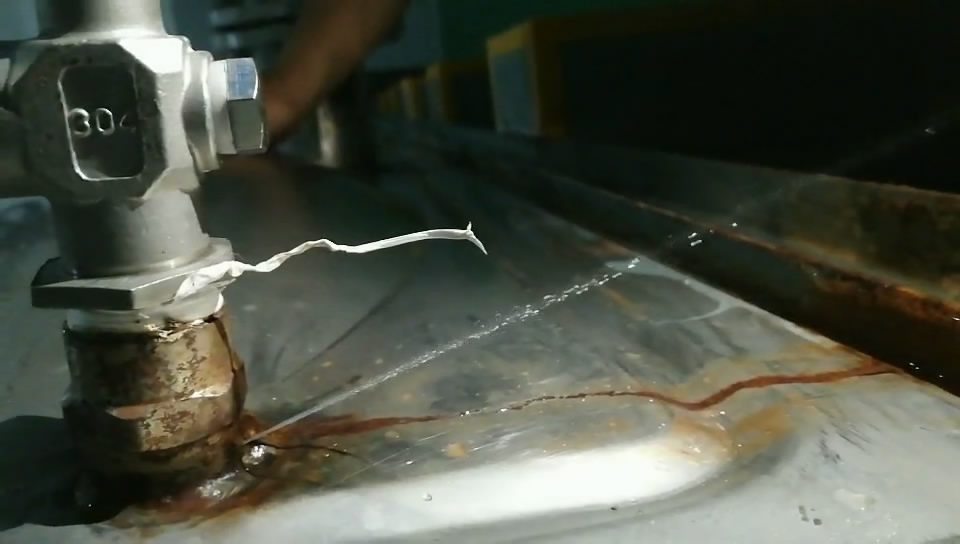 铁箱渗漏裂缝修补处理-聚力铁质修补剂轻松搞定固化可机械加工 铁箱渗漏裂缝修补处理-聚力铁质修补剂轻松搞定固化可机械加工