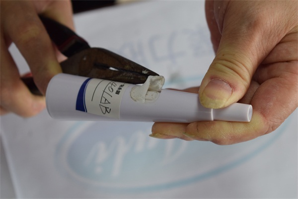 粘硅胶的瞬间胶 粘硅胶的瞬间胶