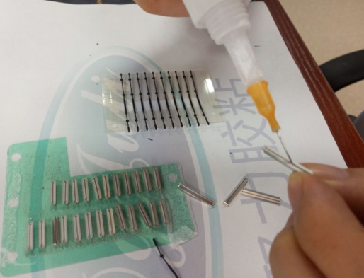 金属胶水 TPU粘金属的选择 TPU按键胶水 聚力 