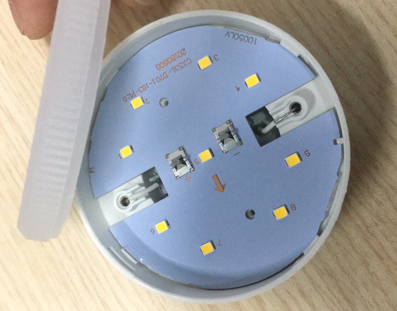 PP塑料粘不住？找聚力胶水定制专属高强度环保PP塑料胶水