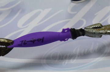 硅胶提袋器该如何粘接？用什么胶水粘硅胶材质