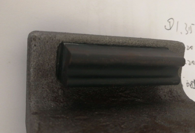 大面积橡胶粘金属胶水