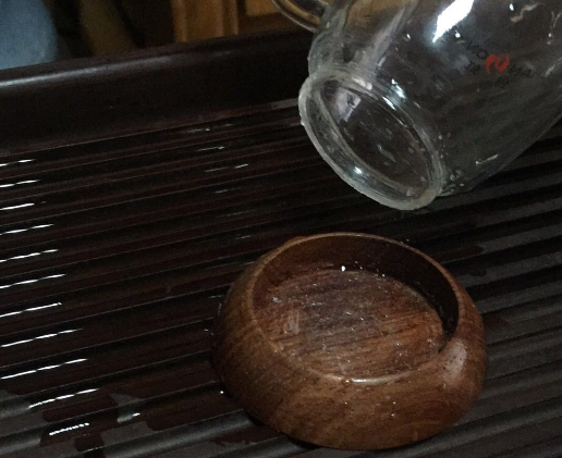 什么胶水粘茶壶好?聚厉牌玻璃粘木材胶水无色无味耐温环保 什么胶水粘茶壶好?聚厉牌玻璃粘木材胶水无色无味耐温环保