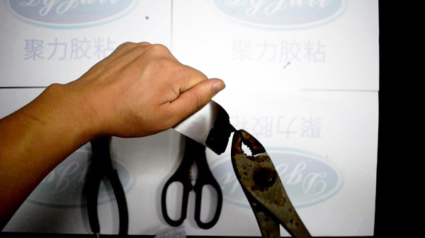 金属专用瞬间胶粘金属和橡胶案例