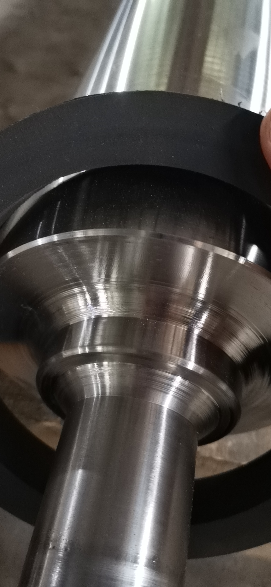 橡胶与不锈钢粘接不牢？试试JL-330胶可达到撕裂橡胶不脱胶的强度