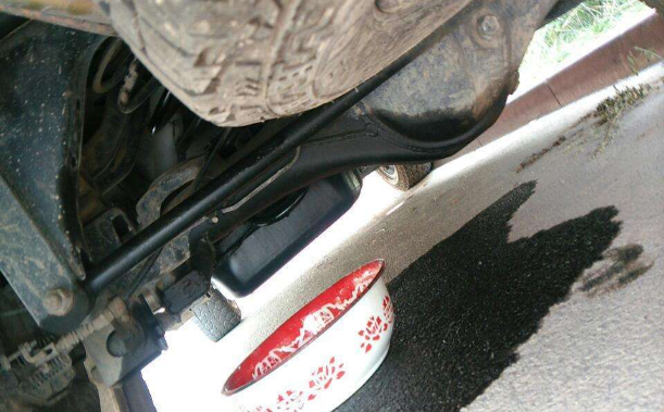 发动机油箱裂缝漏油修复胶 聚力工业铸铁修补剂 发动机油箱裂缝漏油修复胶 聚力工业铸铁修补剂