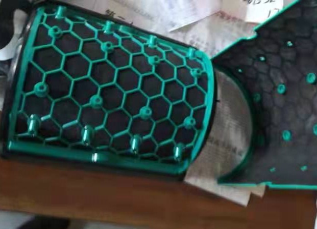 塑料瞬间胶在运动器材行业中的应用-聚力胶水 塑料瞬间胶在运动器材行业中的应用-聚力胶水