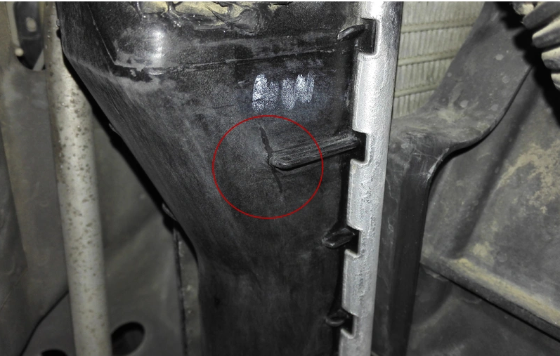 铁质金属修补剂,轻松解决水箱裂缝造成漏水问题-聚力胶水 铁质金属修补剂,轻松解决水箱裂缝造成漏水问题-聚力胶水