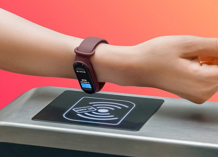 智能手环用什么胶好？试试聚力的增强型橡胶胶水