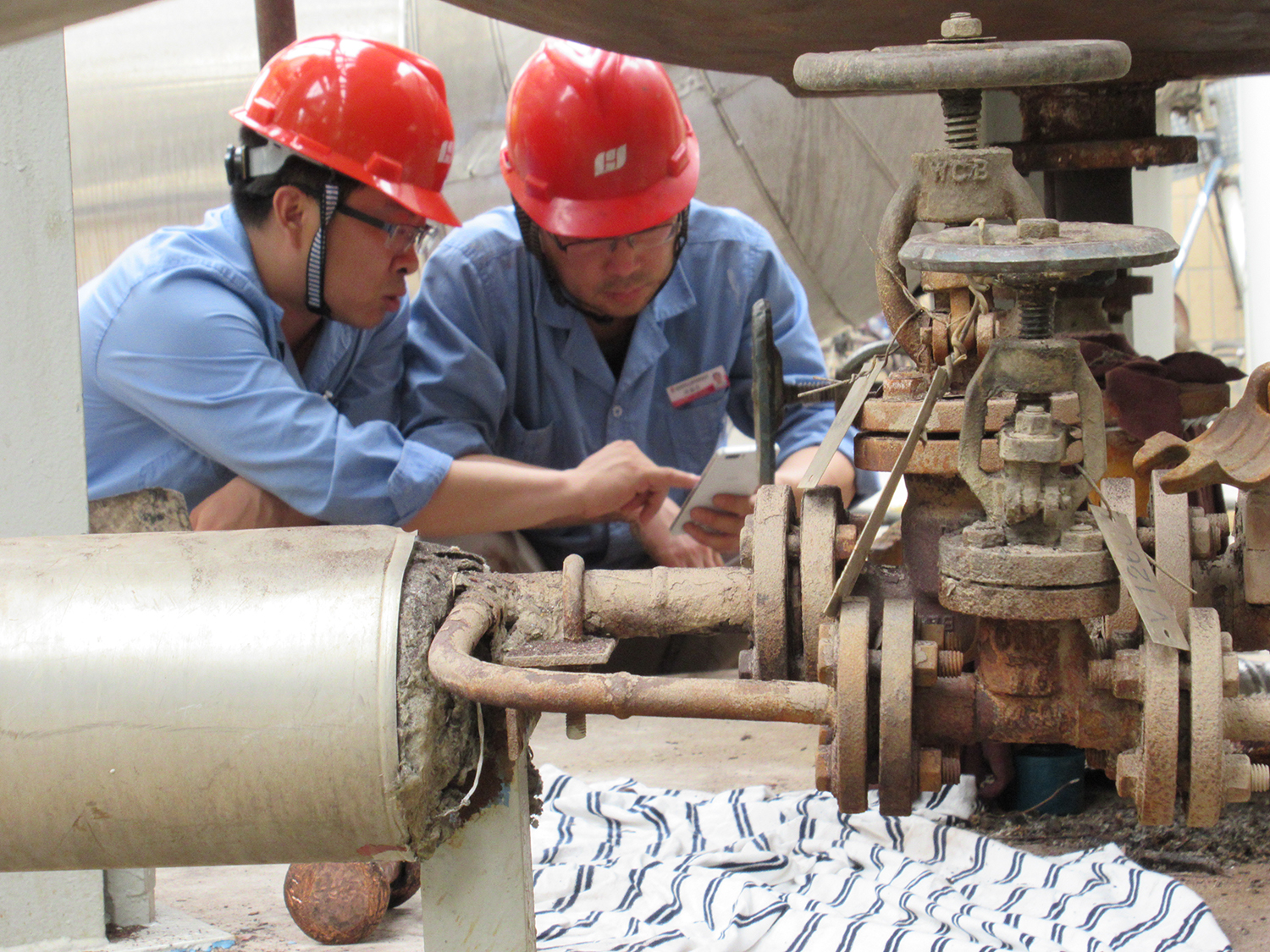 修补剂修补铁管是如何代替焊接？聚力铸铁修补剂比焊接更完美