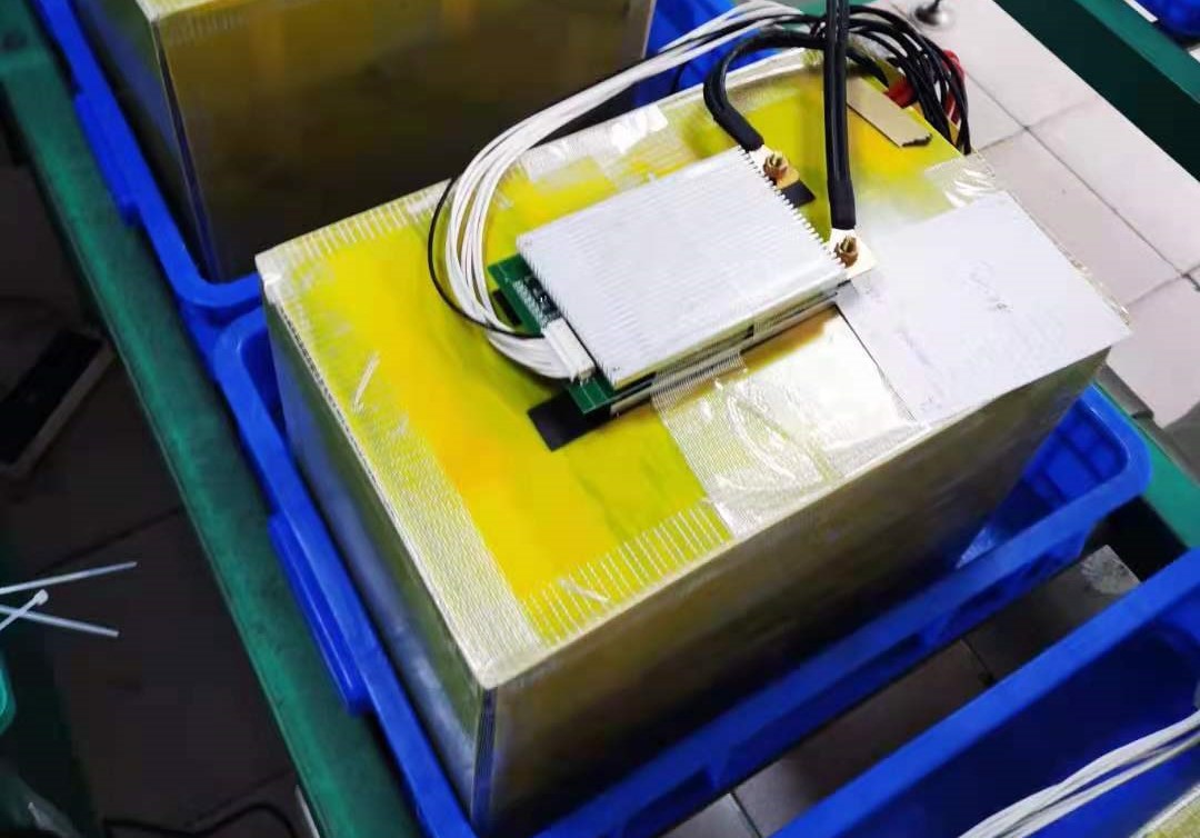 聚力环氧树脂胶,一款可用于汽车电池元器件固定的胶水 聚力环氧树脂胶,一款可用于汽车电池元器件固定的胶水