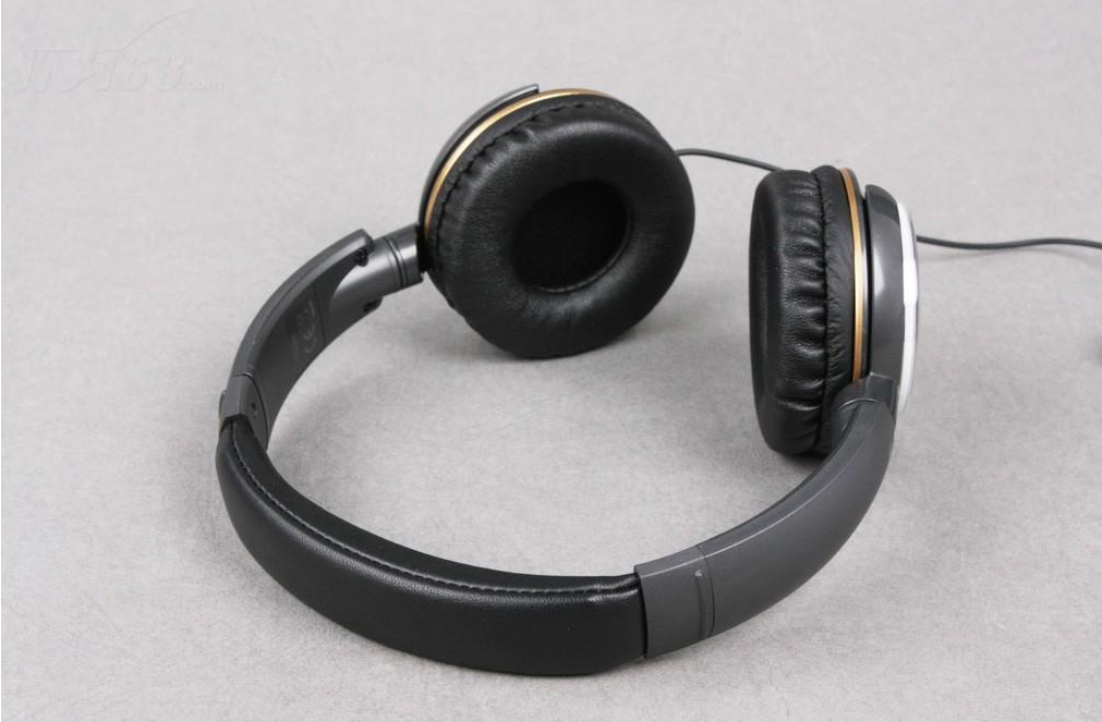 头戴式耳机PC塑料粘接胶，聚力23年老品牌专业事专业做