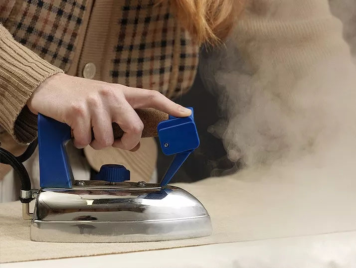 电熨斗耐高温密封硅胶案例,聚力厂家直销质量保证 电熨斗耐高温密封硅胶案例,聚力厂家直销质量保证