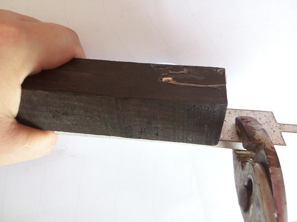 改性丙烯酸AB胶用于铁与木头粘接